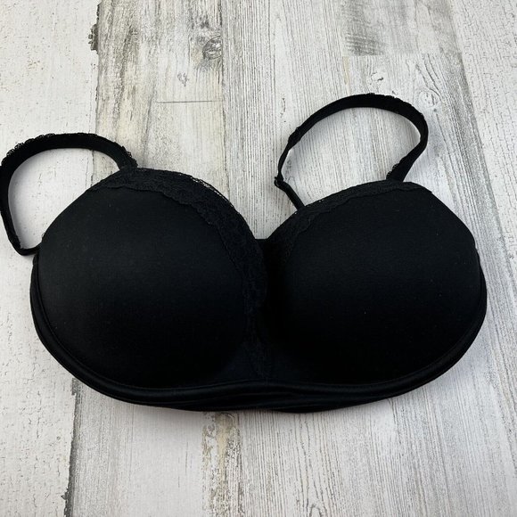 Victoria's Secret Other - VICTORIA’S SECRET Body By Victoria No Wire Padded Black Bra 38DD EUC